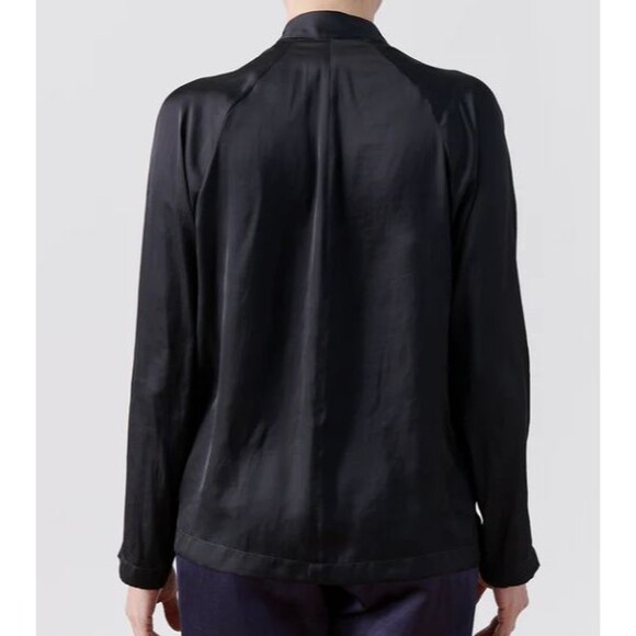 Zero + Maria Cornejo Size 8 Black Silk Charmeuse Long Sleeve Evi Top $650 - Picture 2 of 6